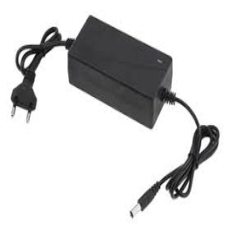 Carregador Fonte 12V 8AM BIVOLT